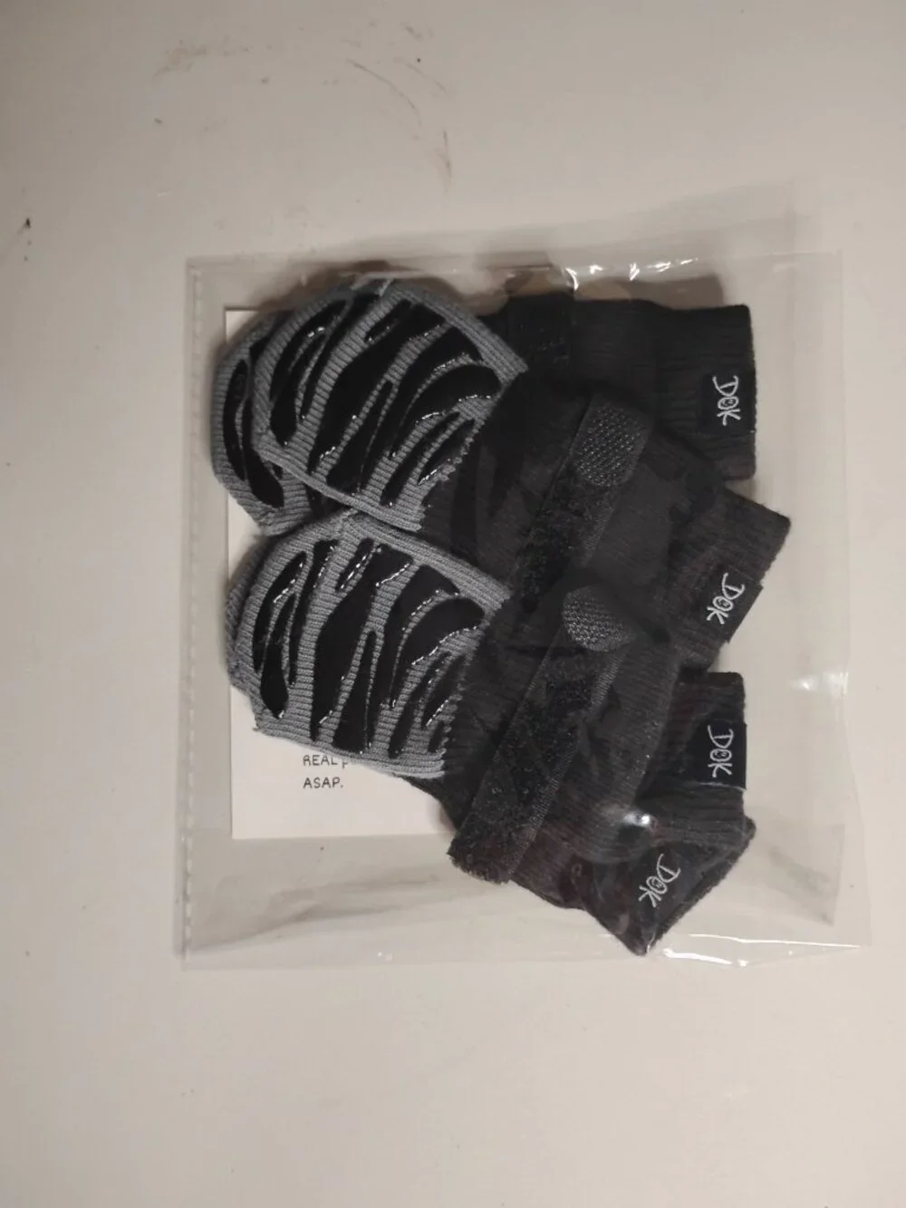 TigerToes DOK Premium Grip Socks for Dogs Small 4 Pack Black Gray Maximum Grip